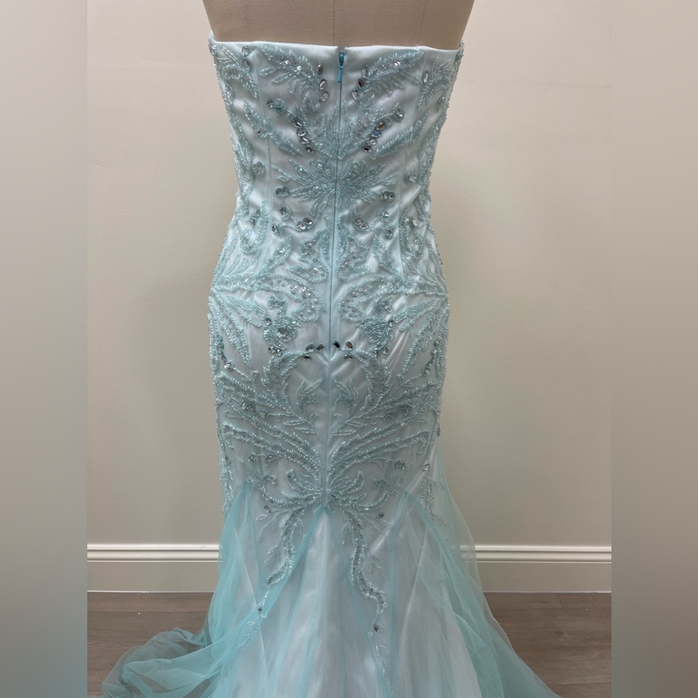 BLUE DRESS - Picture 5 of 6